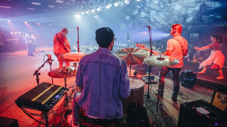 Sample Event Complete and with a very long title.